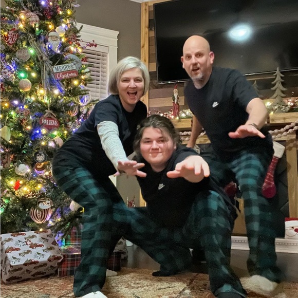 Meet your Posher, Cindy - Picture 1 of 1